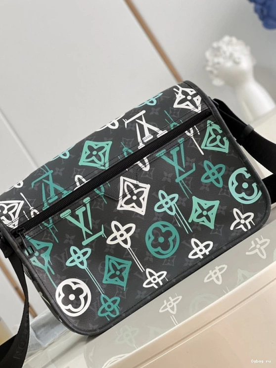 MESSENGER MM ARCHY VUITTON LOUIS 0822